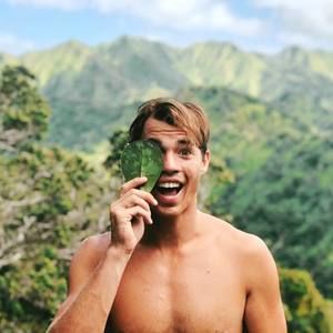 Meet your Posher, Tyler